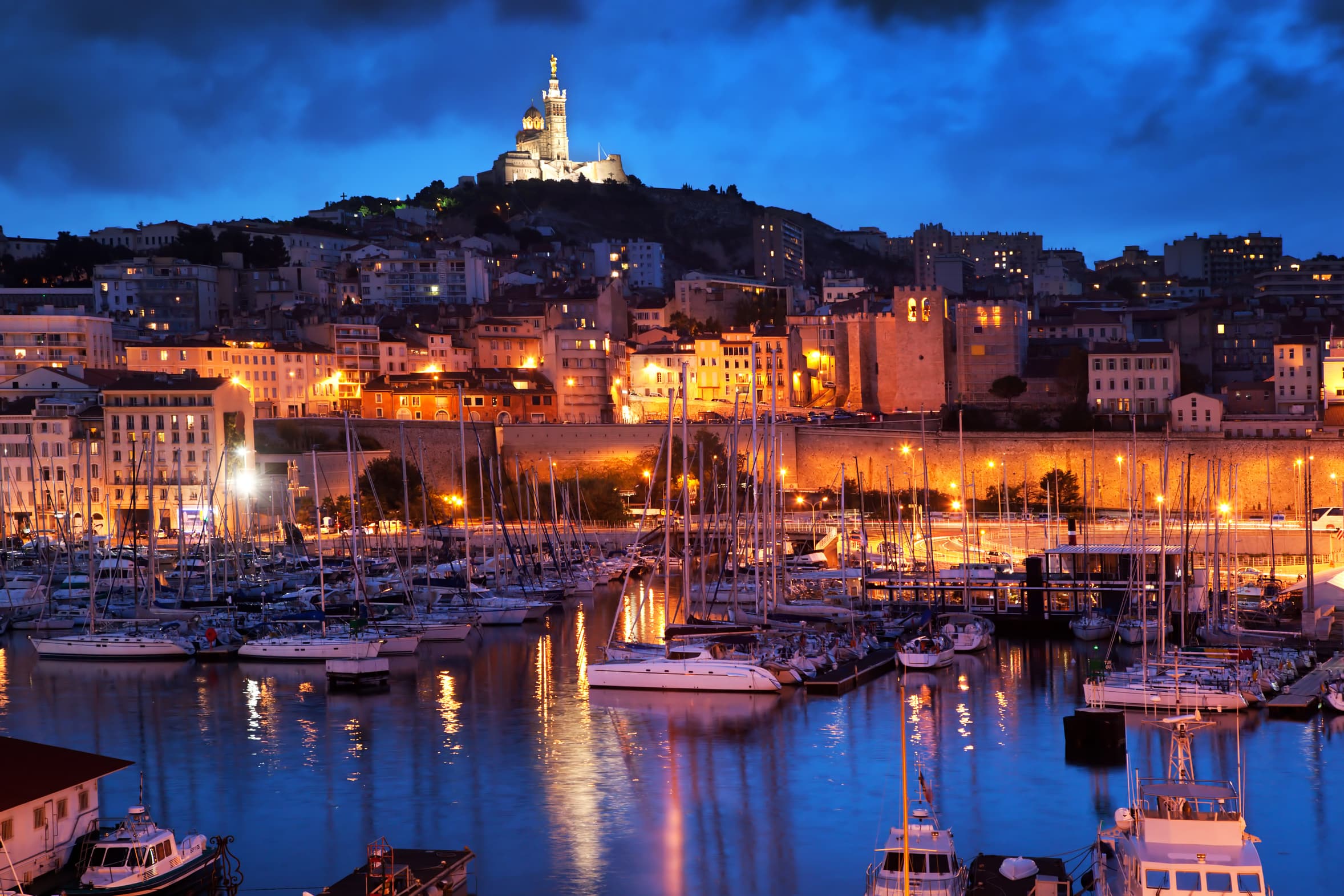 Khám phá Marseille cổ kính mùa EURO