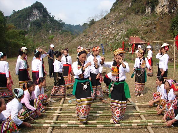 Nét đẹp đón Tết cổ truyền của đồng bào Thái Nghệ An