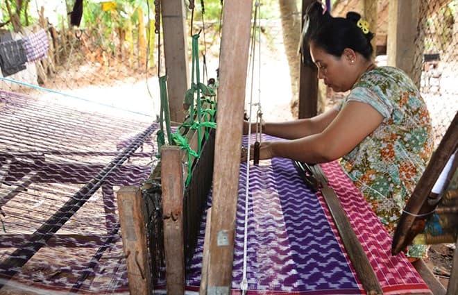 Nghề dệt của người Chăm ở Phũm Soài