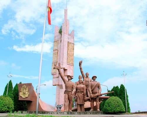 Tượng đài chiến thắng sông Lô 