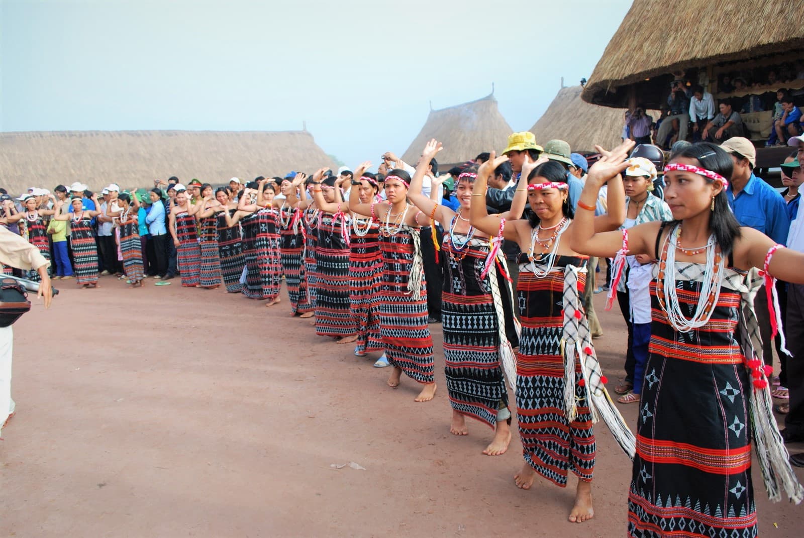 (12)