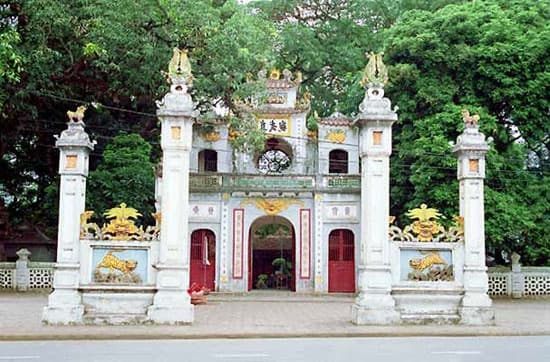 Thanh Long Tứ Quán