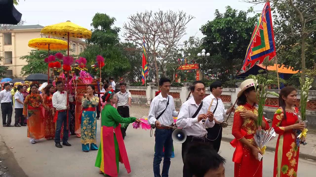 Hội làng Bình Đà