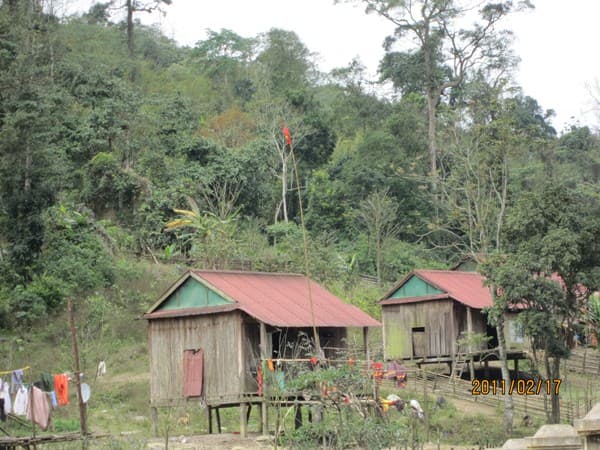Nhà sàn, không gian thiêng của đồng bào Macoong