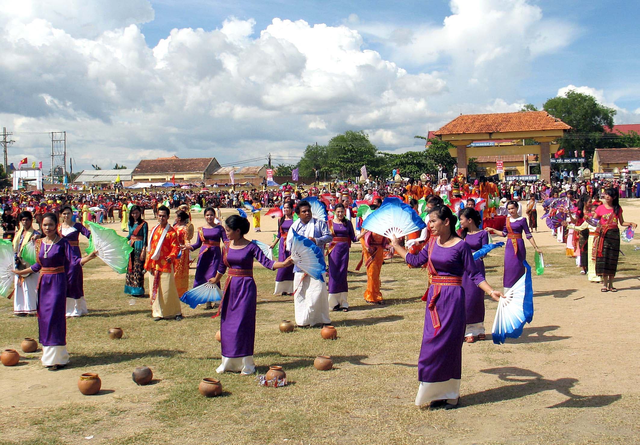 Lễ hội dân gian đặc sắc của dân tộc Chăm ở Ninh Thuận