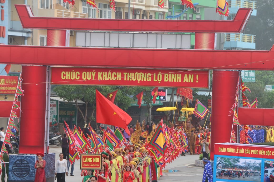Lễ hội đền Độc Cước, nét văn hóa độc đáo của người dân vùng biển Sầm Sơn